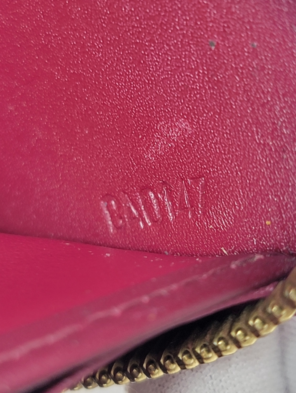 Louis Vuitton Vernis Enamel Patent Leather Zippy Long Wallet | Limited Edition - Picture 4 of 11